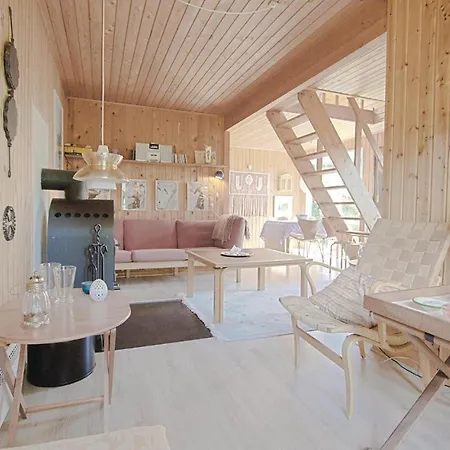 Holiday Tranekaer With Fireplace 03 Holiday home